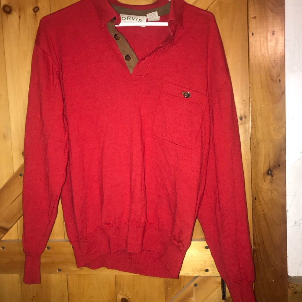 Vintage long sleeve with elbow pads!
